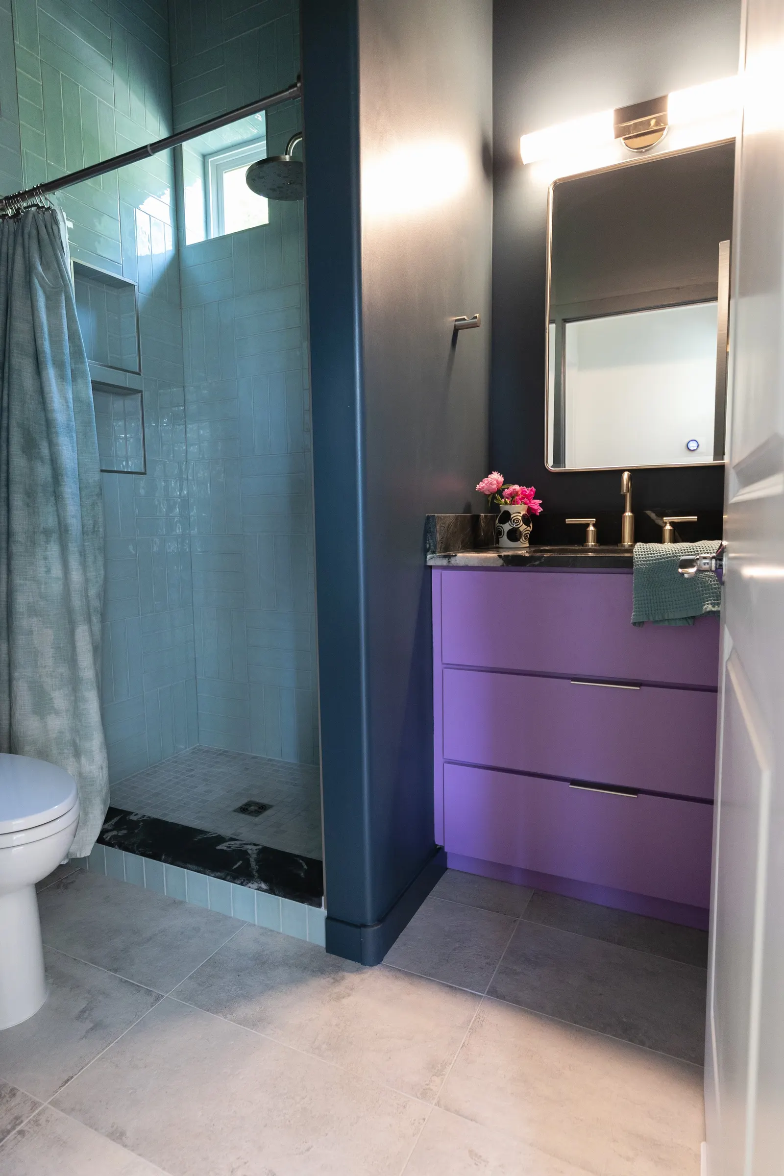 GUEST BATHROOM